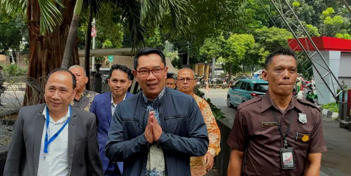 Ridwan Kamil Ngaku Transfer Uang ke Lisa Mariana