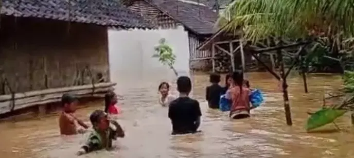 Waspada Lebak Dikepung Banjir